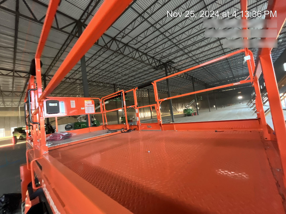 2024 JLG RT4394