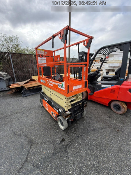 2024 JLG ES1932