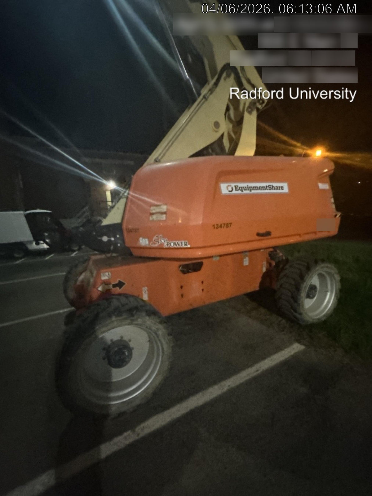 2021 JLG 600S