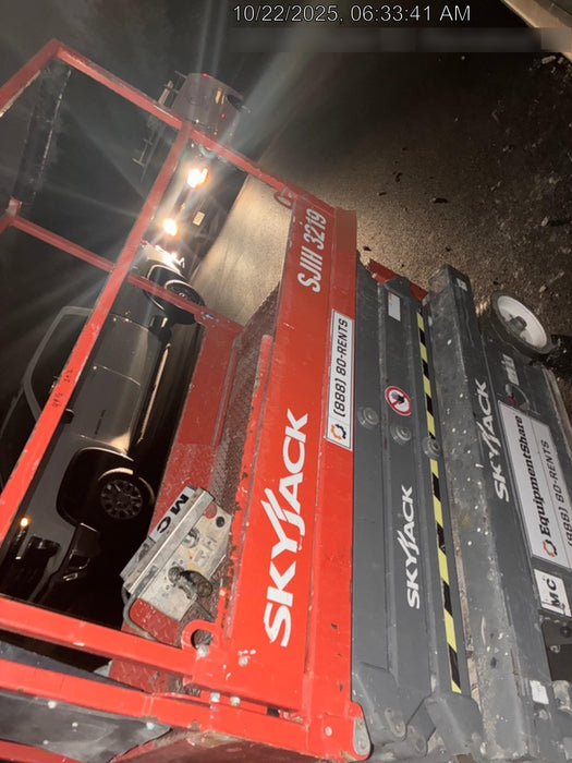 2016 Skyjack SJIII-3219 Standard Rental Specs