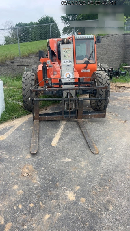 2022 SKYTRAK 8042