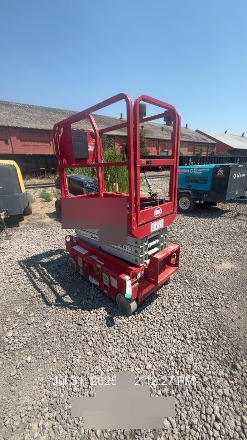 2019 MEC 1330SE MEC 1330SE w/ES Track Hardware, Full Extended 2 Year Warranty
