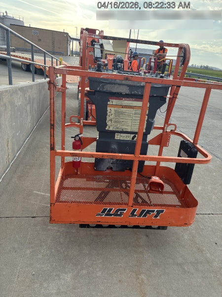 2019 JLG E300AJP