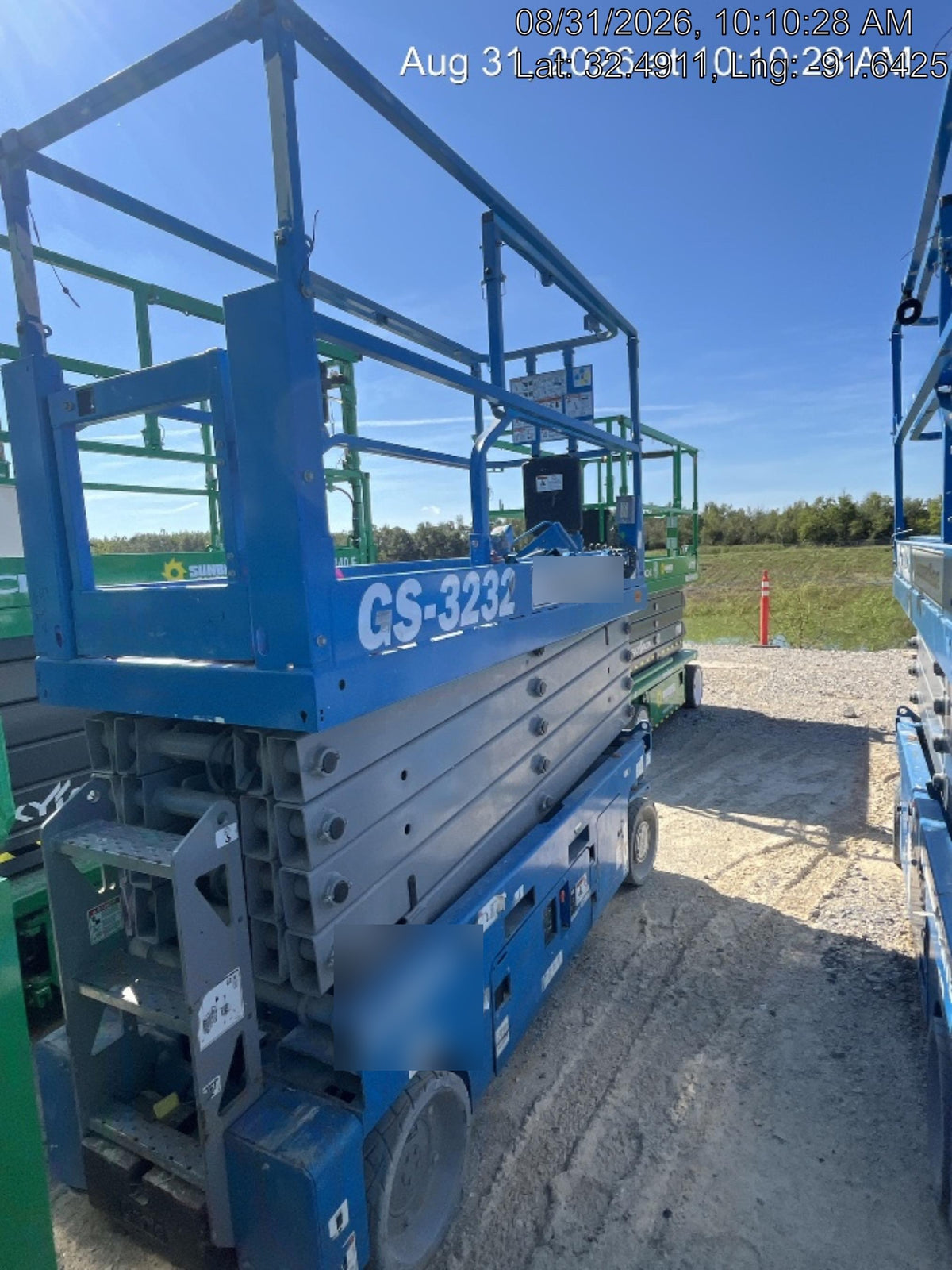 2023 GENIE GS-3232