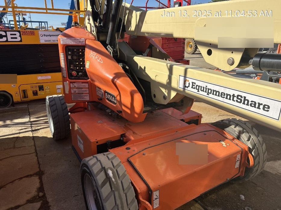 2019 JLG E450AJ