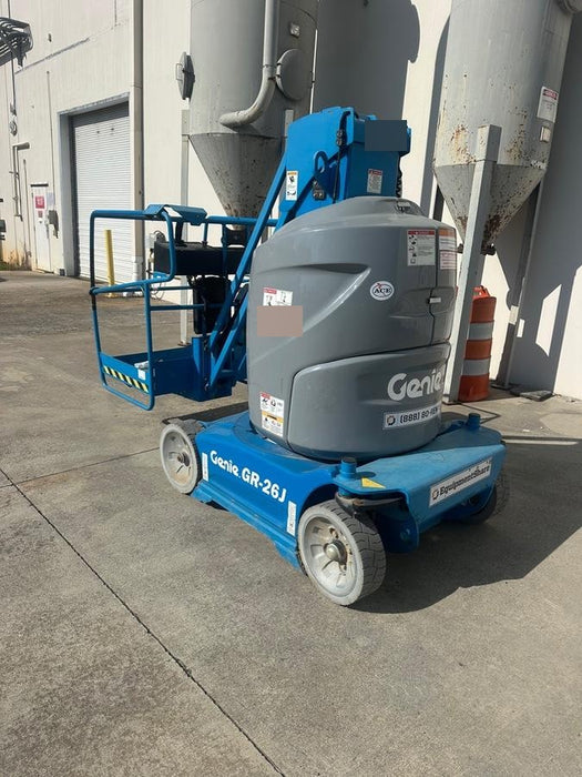 2020 GENIE GR-26J