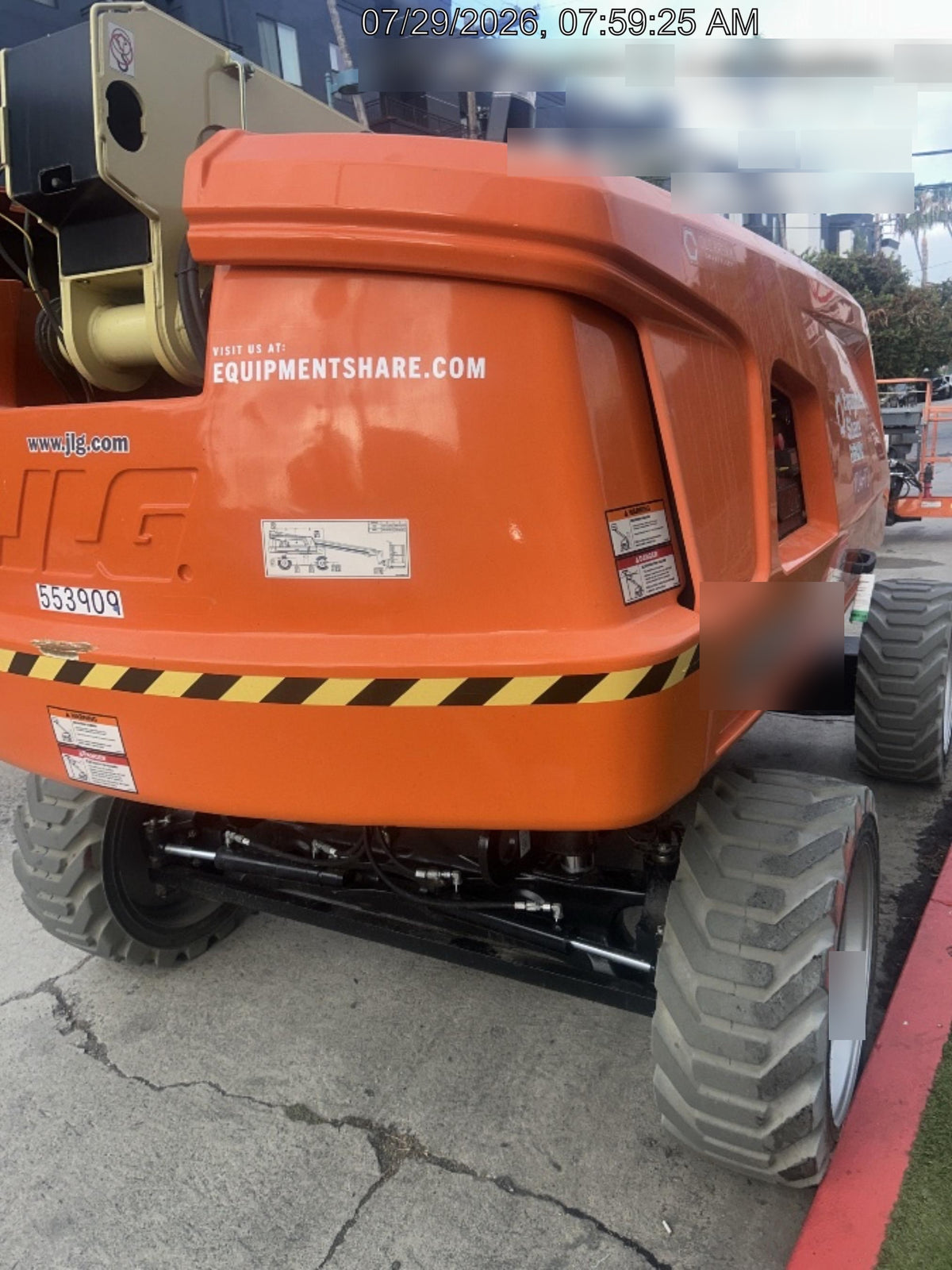 2025 JLG 660SJ