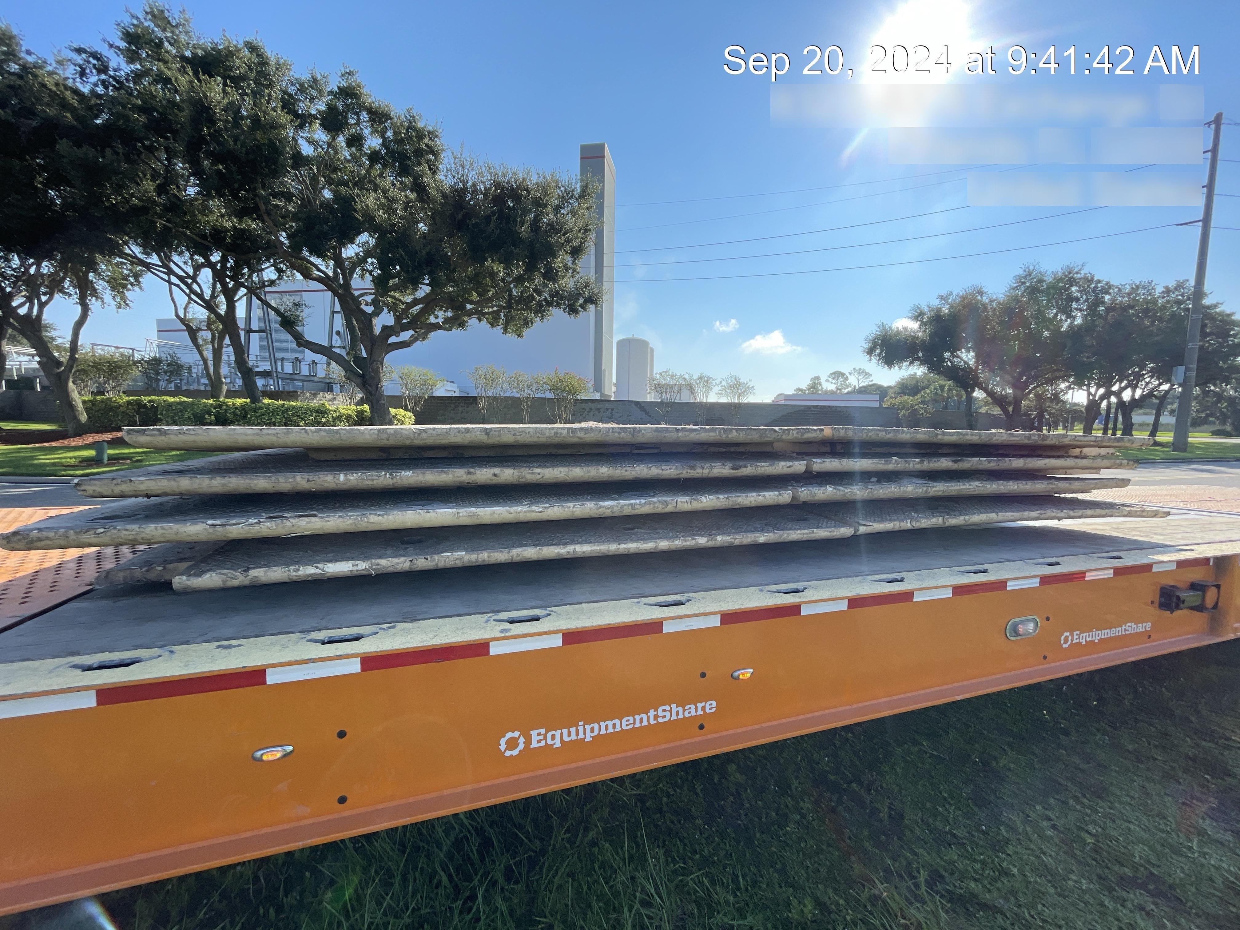 2020 MEGADECK 103635 Mat