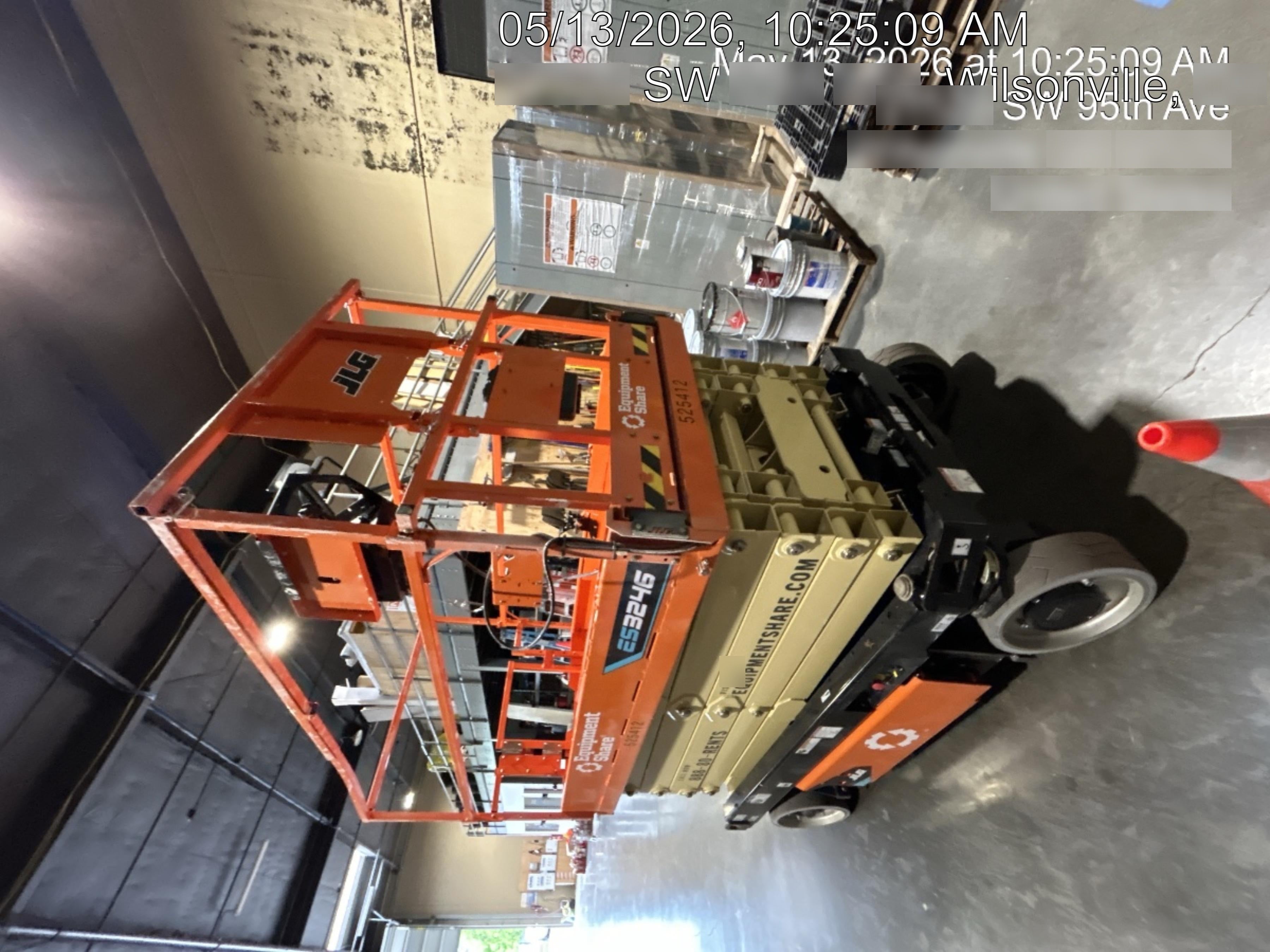 2025 JLG ES3246
