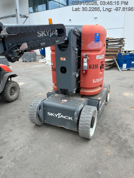 2017 SKYJACK SJ30 AJE