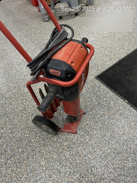 2021 HILTI TE 3000-AVR