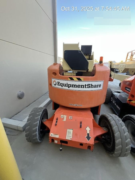 2019 JLG E450AJ