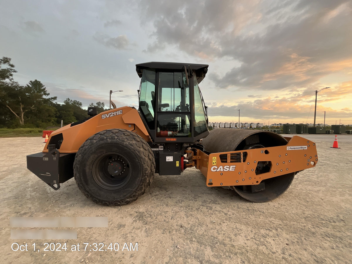 2022 CASE SV211ESM