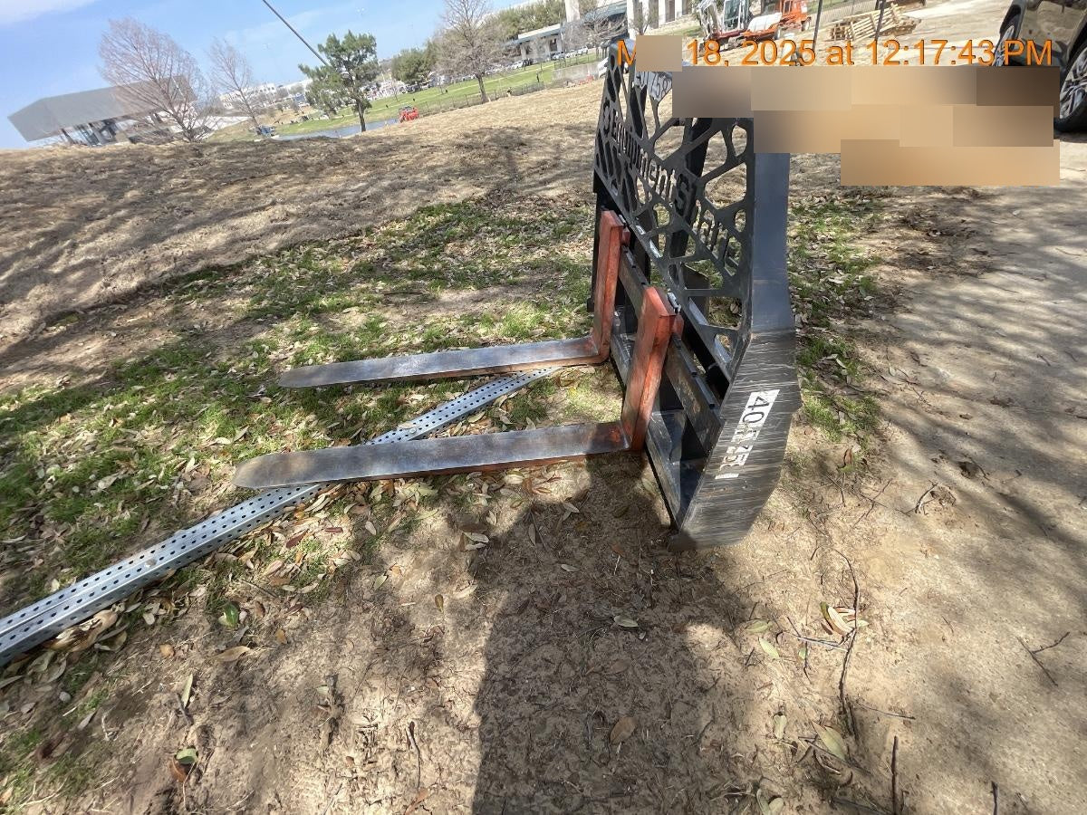 2024 PALADIN 72" Skid Steer Forks