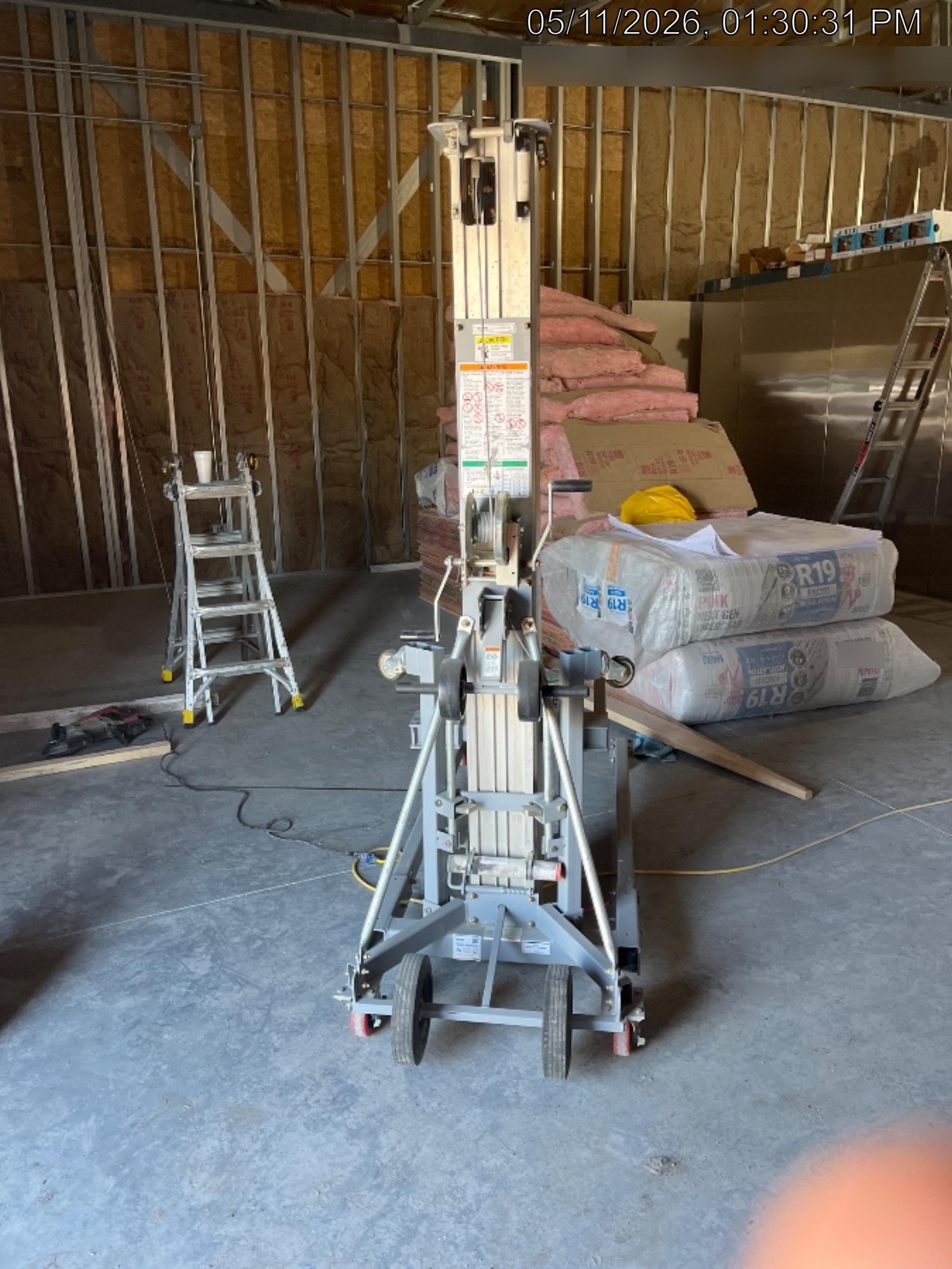 2023 GENIE SLC-24