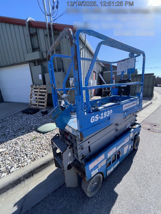 2019 Genie GS-1930 Fixed rails with chain Entry