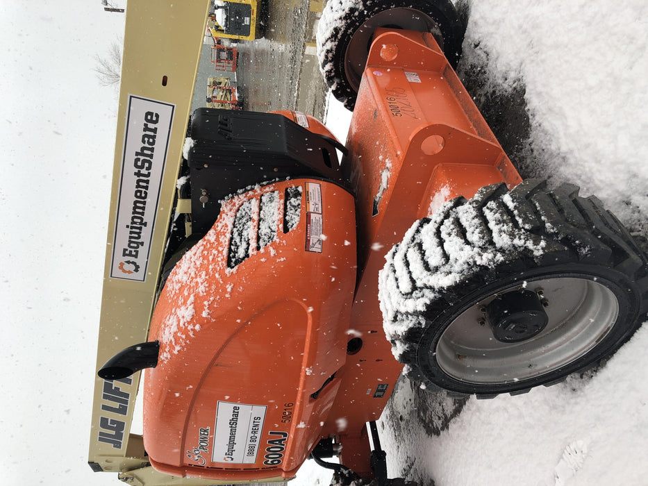 2019 JLG 600AJ