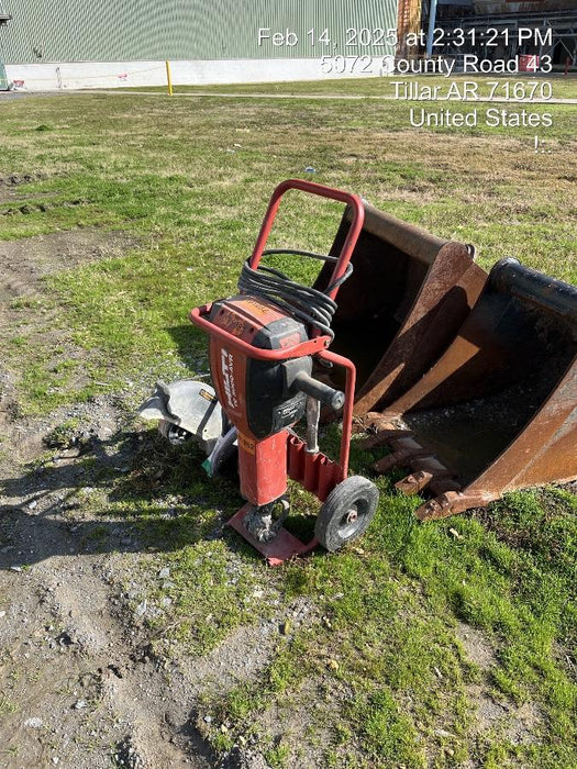 2020 HILTI TE 3000-AVR