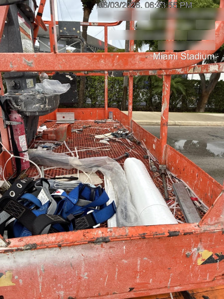 2023 JLG 460SJ