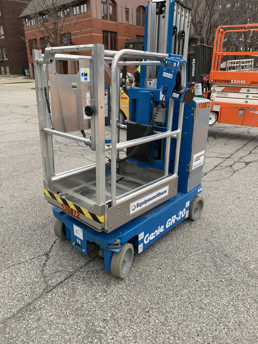 2021 GENIE GR-20