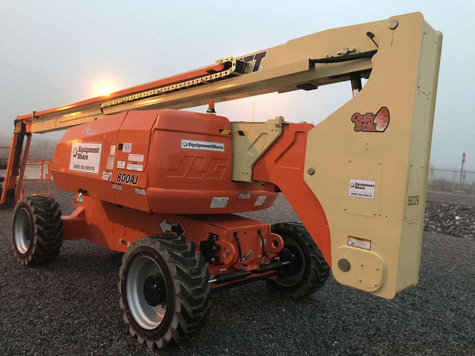 2019 JLG 800AJ
