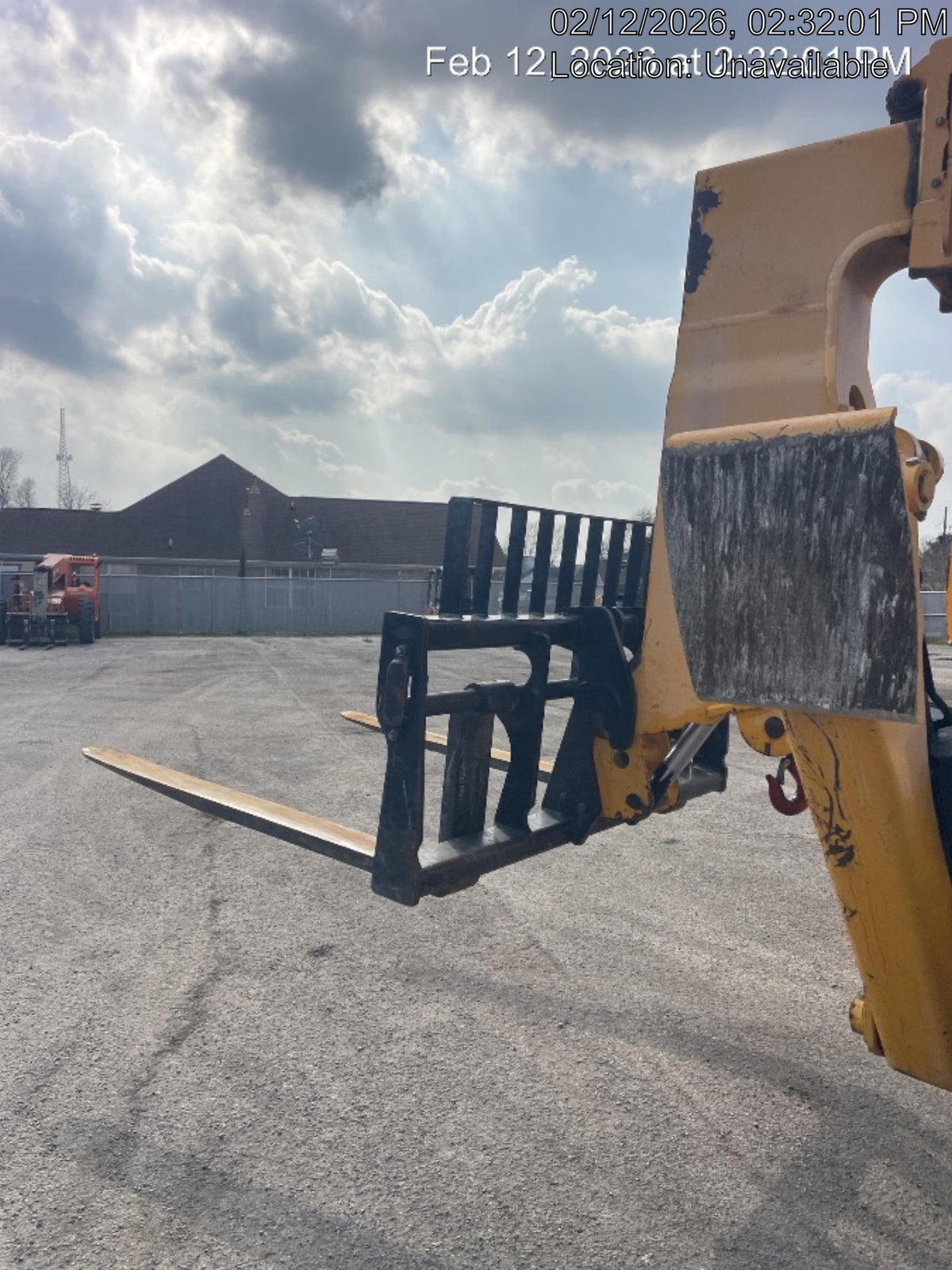 2019 JCB 510-56 74 HP w/CAB/HVAC, Beacon, Worklights, Aux Hydraulics, Solid Tires 66" Carriage/60" Forks