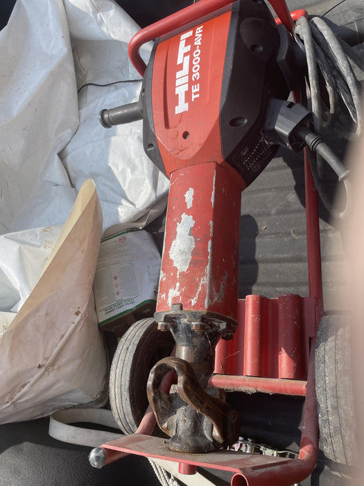 2019 HILTI TE 3000-AVR