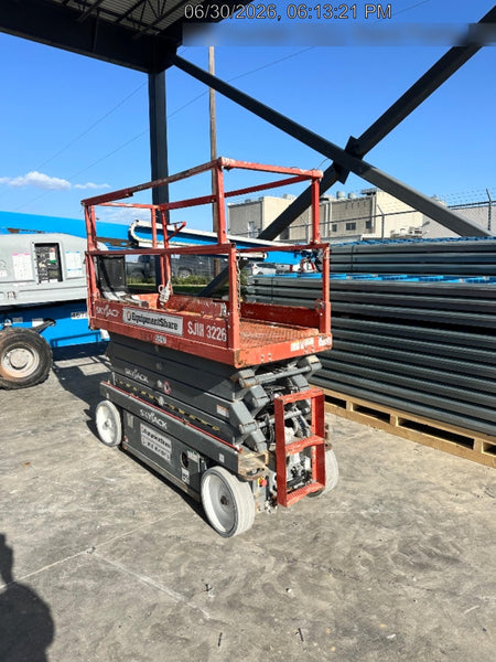 2017 Skyjack SJIII-3226 Skyjack SJ3226, Trojan Battery Set, Extended Warranty 5yr/5k hr