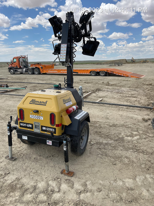 2022 Allmand NLV3GR (4) LED Light Fixture 350W, 23' Vertical Mast, 3kW Prime, Towable, ES Decals, T3