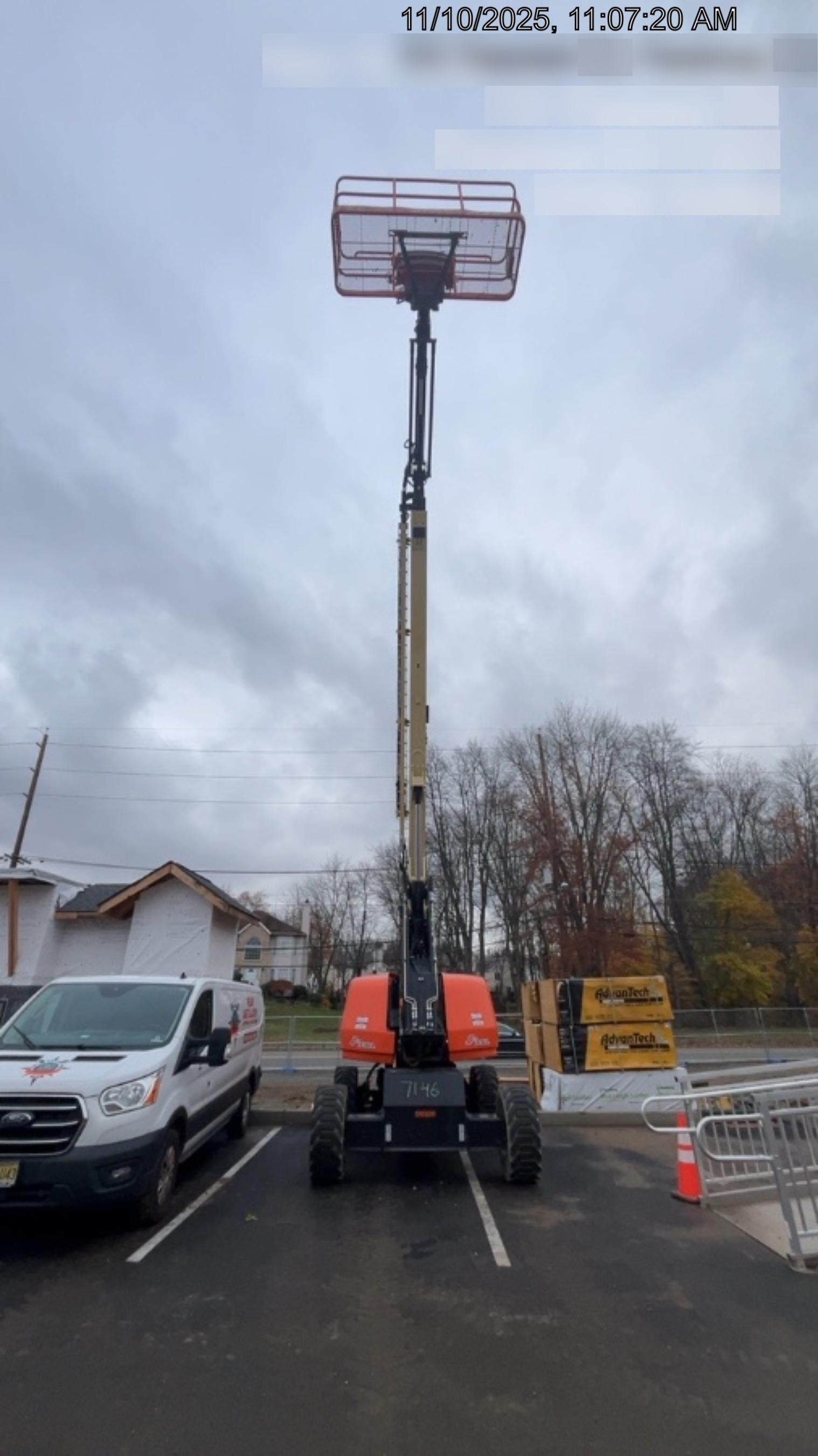 2024 JLG 660SJ