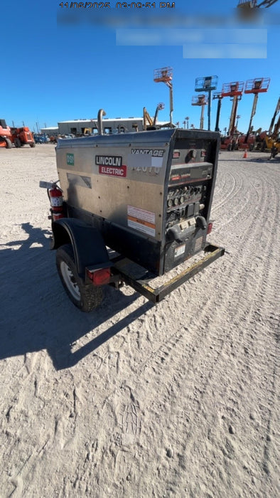 2019 Lincoln Electric Vantage 322 Welder Ready-Pak 3, Two wheel trailer, Fender and Light kit, Cable Rack