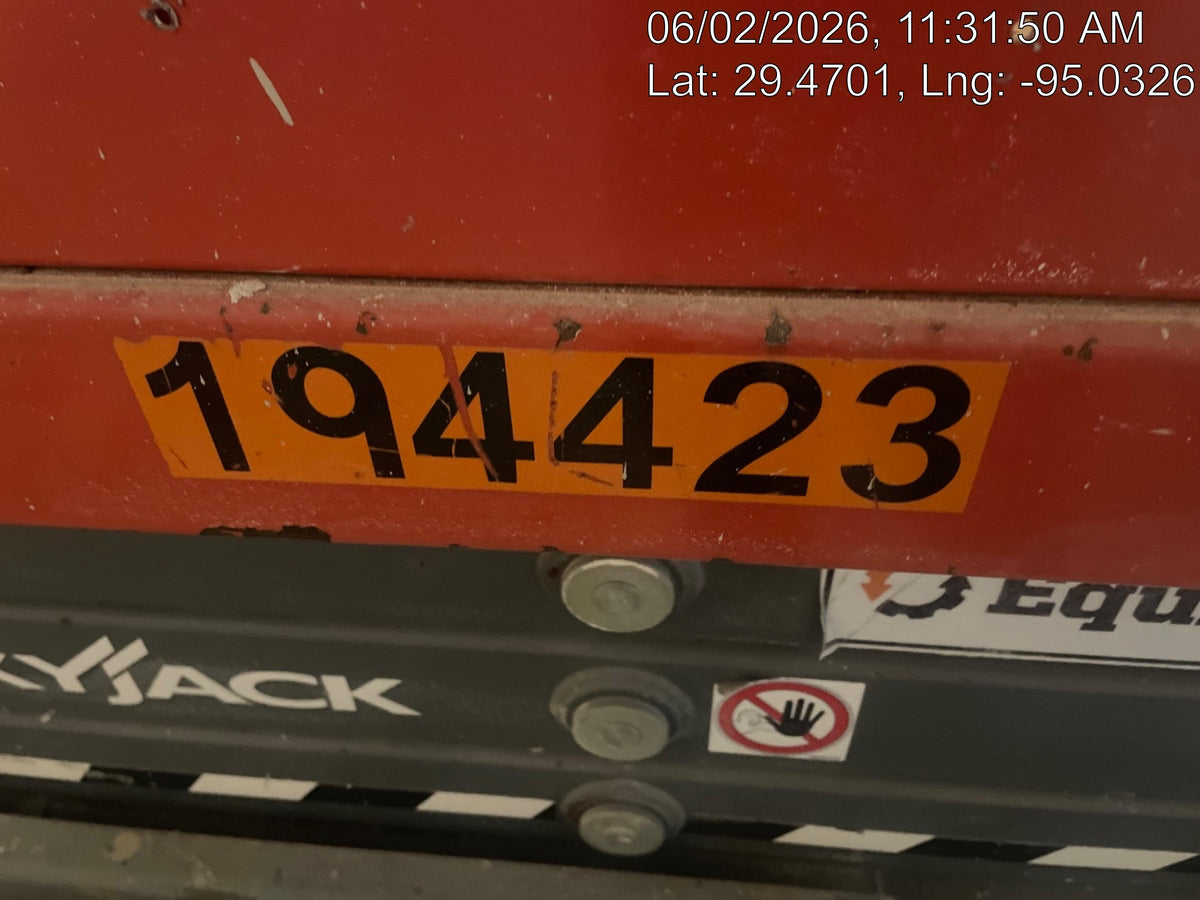2022 JLG ES1932