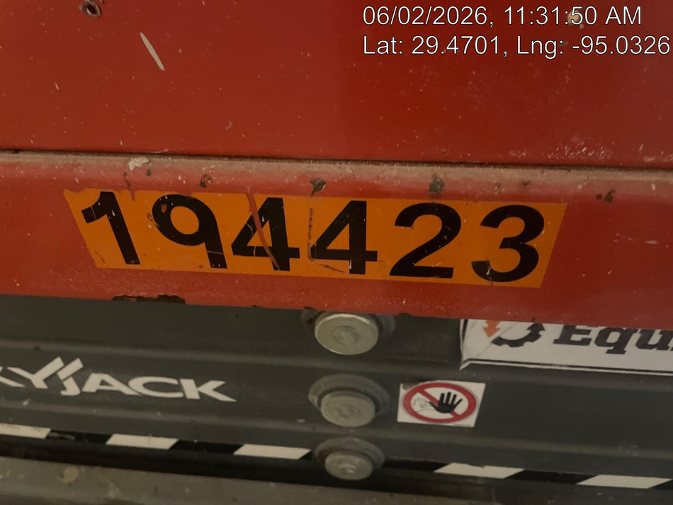 2022 JLG ES1932