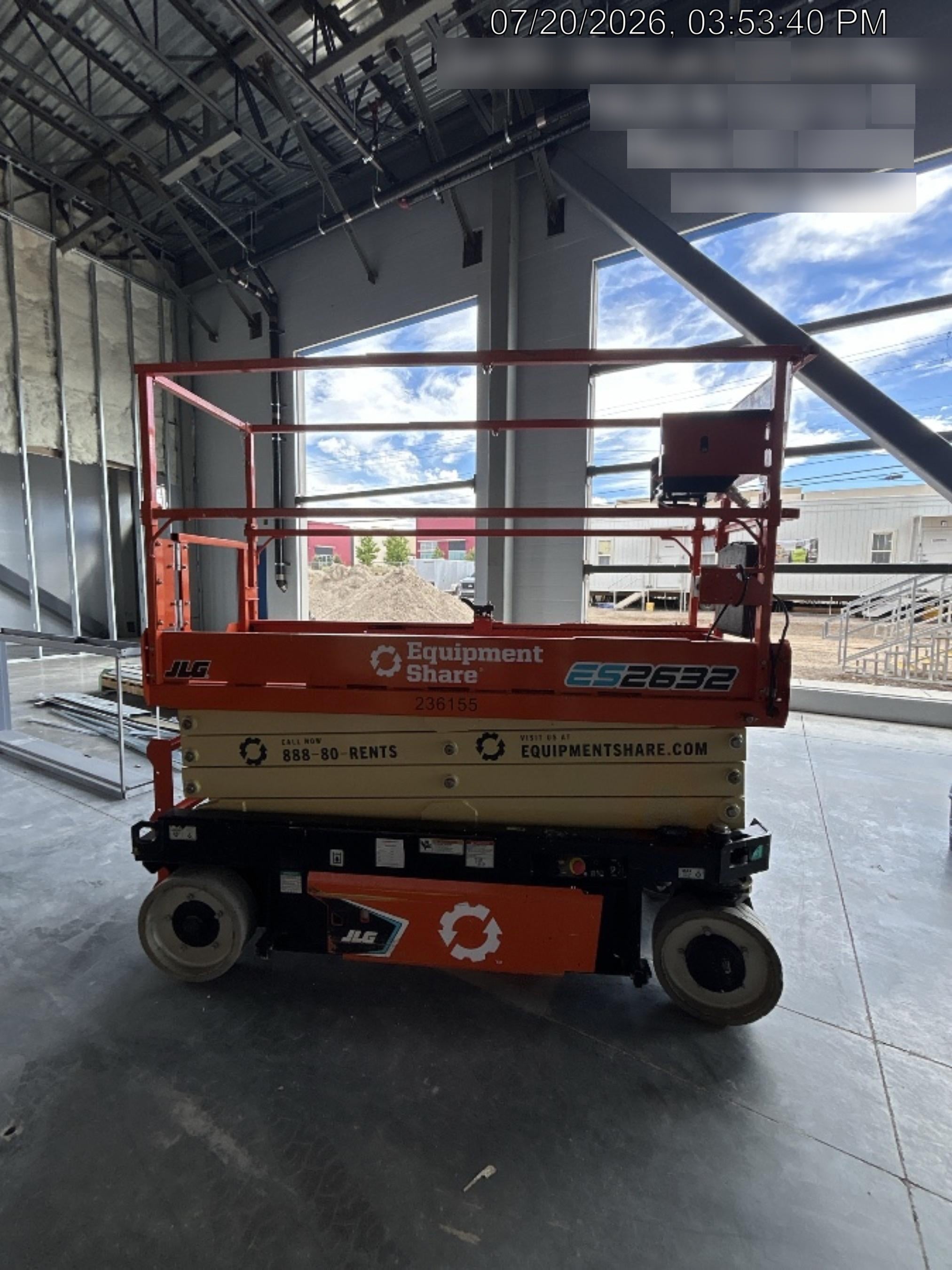 2022 JLG ES2632