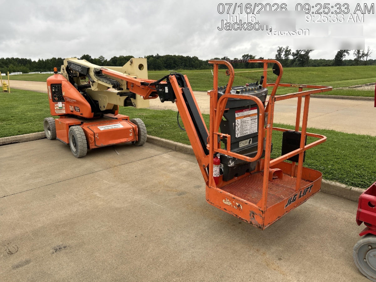 2020 JLG E400AJPN