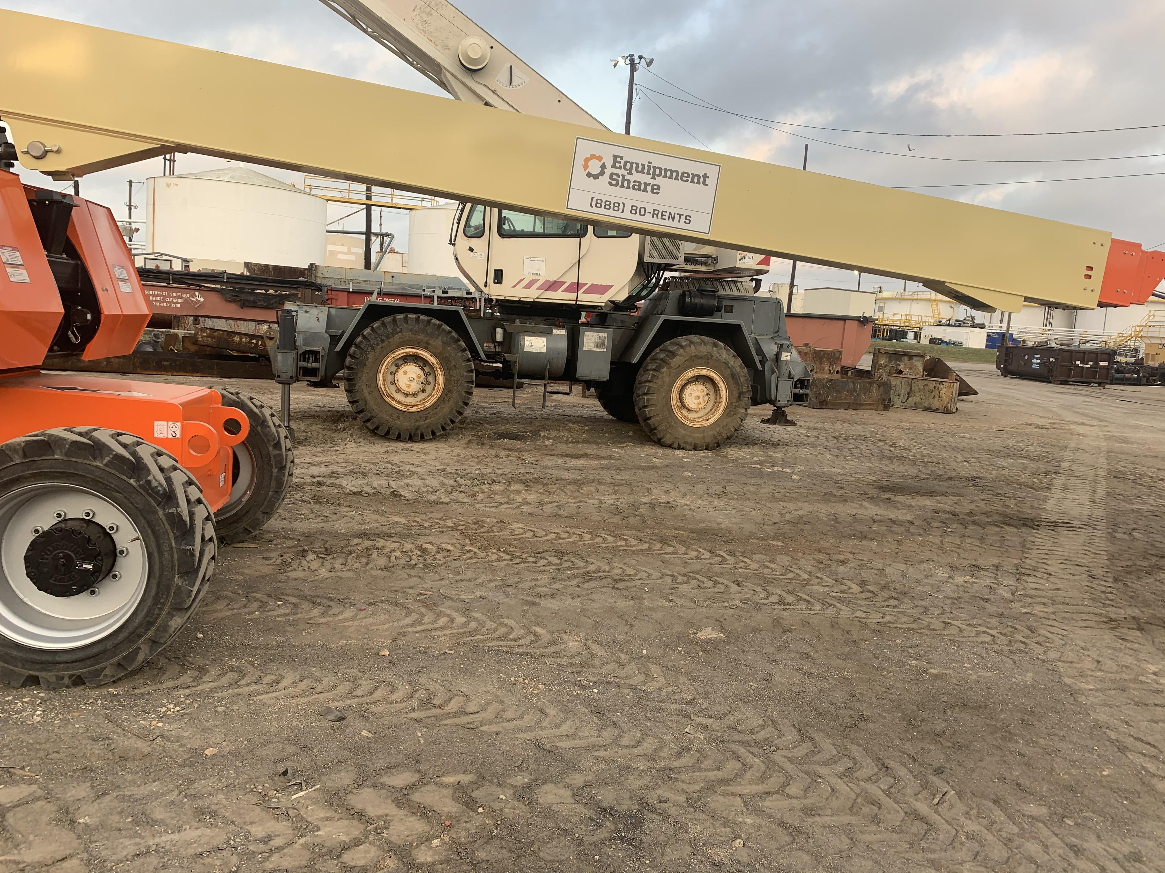 2019 JLG 860SJ