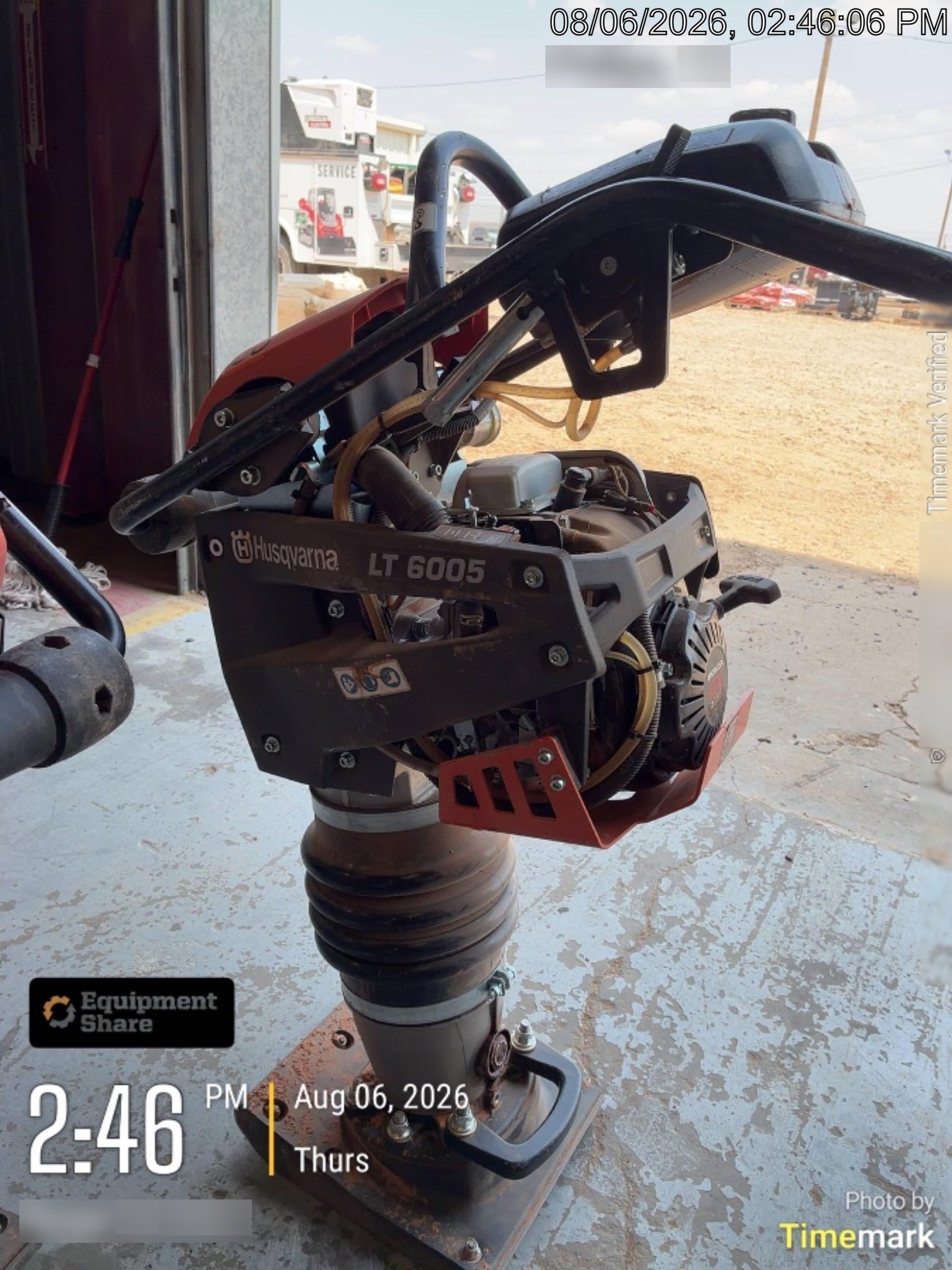 2025 HUSQVARNA LT6005