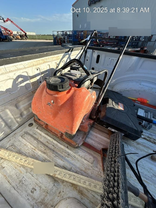 2022 Multiquip MVC88VTHW Plate Compactor, 20", w/Water Tank, Honda GX160