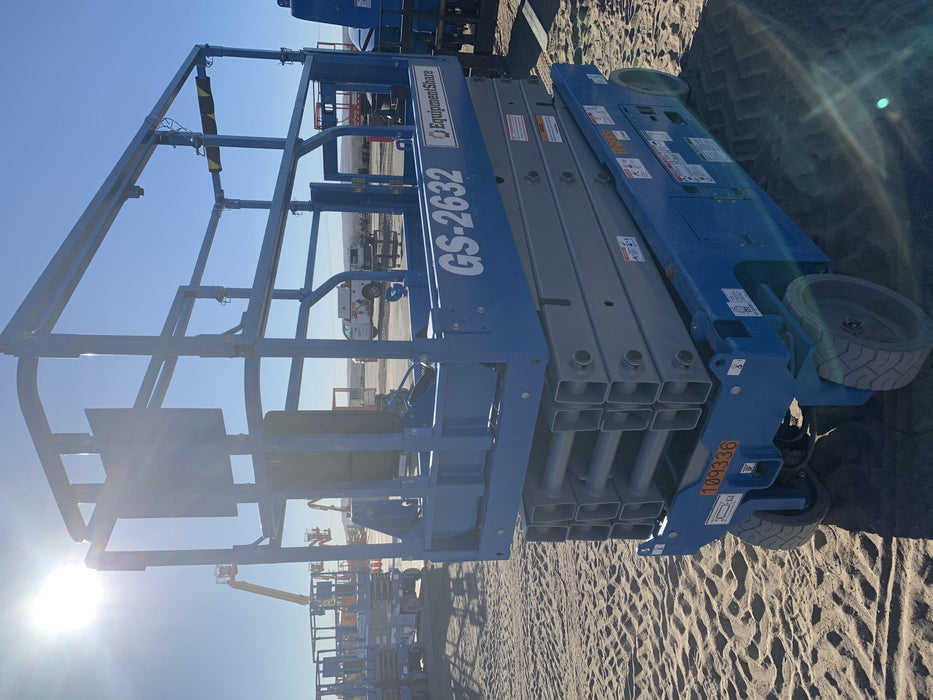 2020 Genie GS-2632 Solid NM Tires, Folding Rails with Half-Height Swing Gate, Beacon