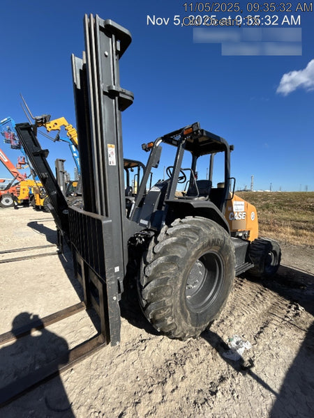 2023 CASE 588H