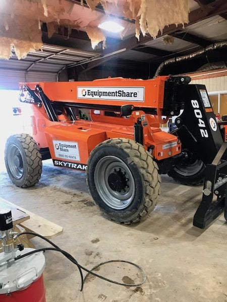 2020 SKYTRAK 8042