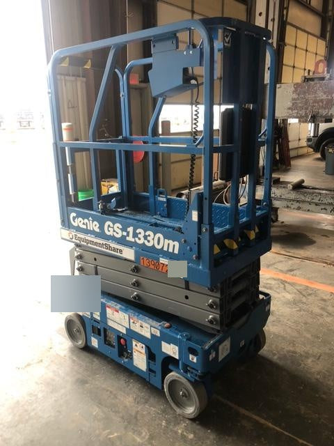 2021 GENIE GS-1330m