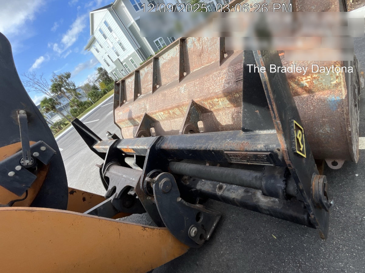 2025 PALADIN 72" Forks