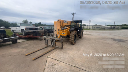 2019 JCB 509-42 74 HP w/Open ROPS, Beacon, Aux Hydraulics, LED Work lights, Solid Tires 66" Carriage/60" Forks