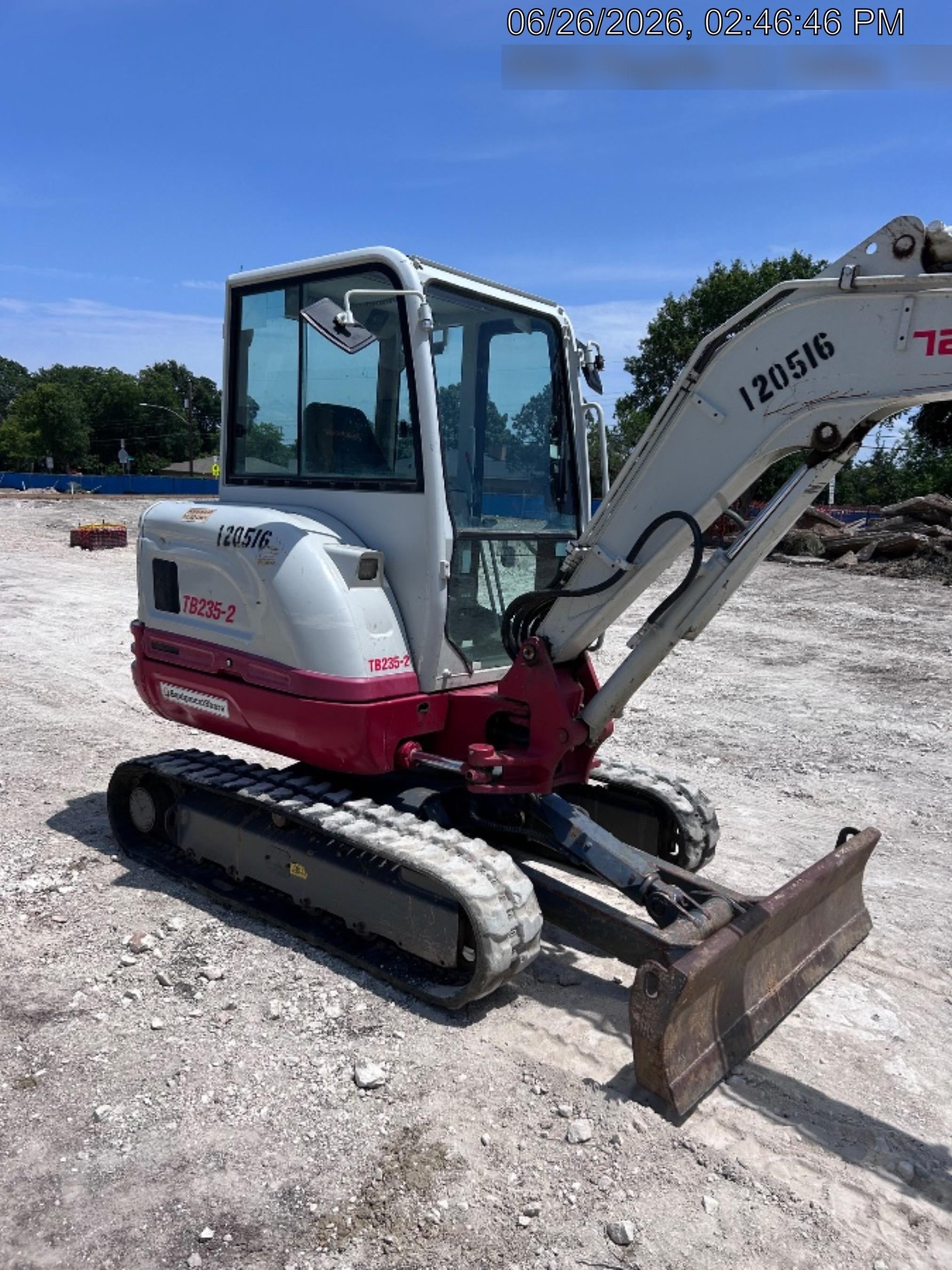 2020 TAKEUCHI TB-235-2CR