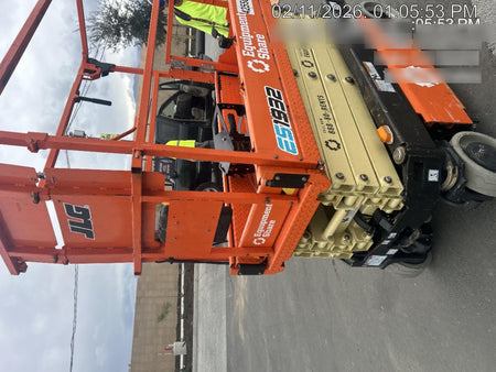 2024 JLG ES1932