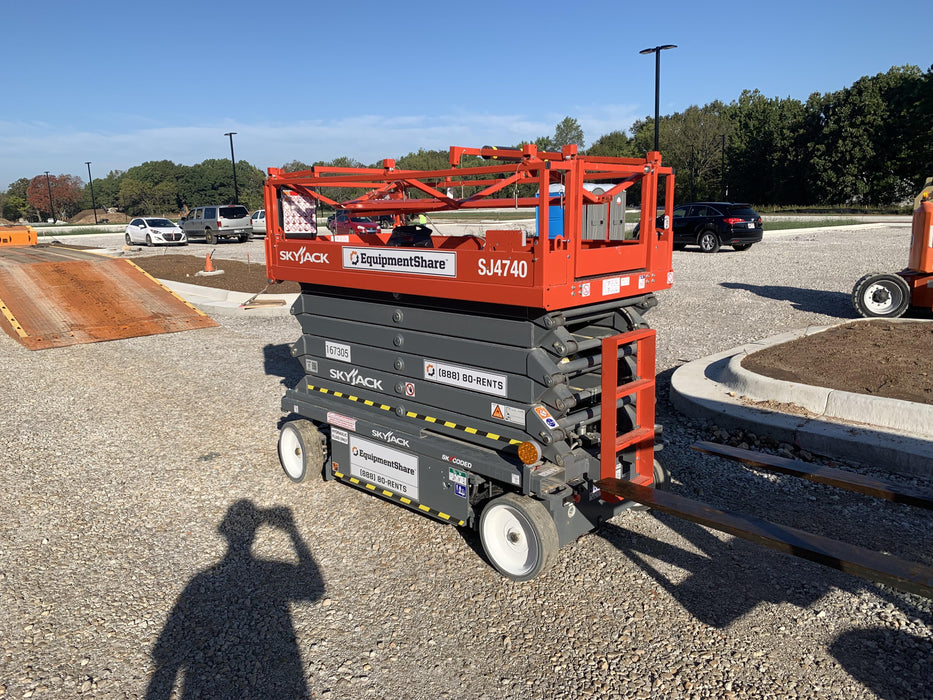 2021 SKYJACK SJ4740