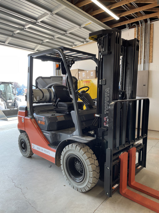 2022 TOYOTA 50-8FGU25