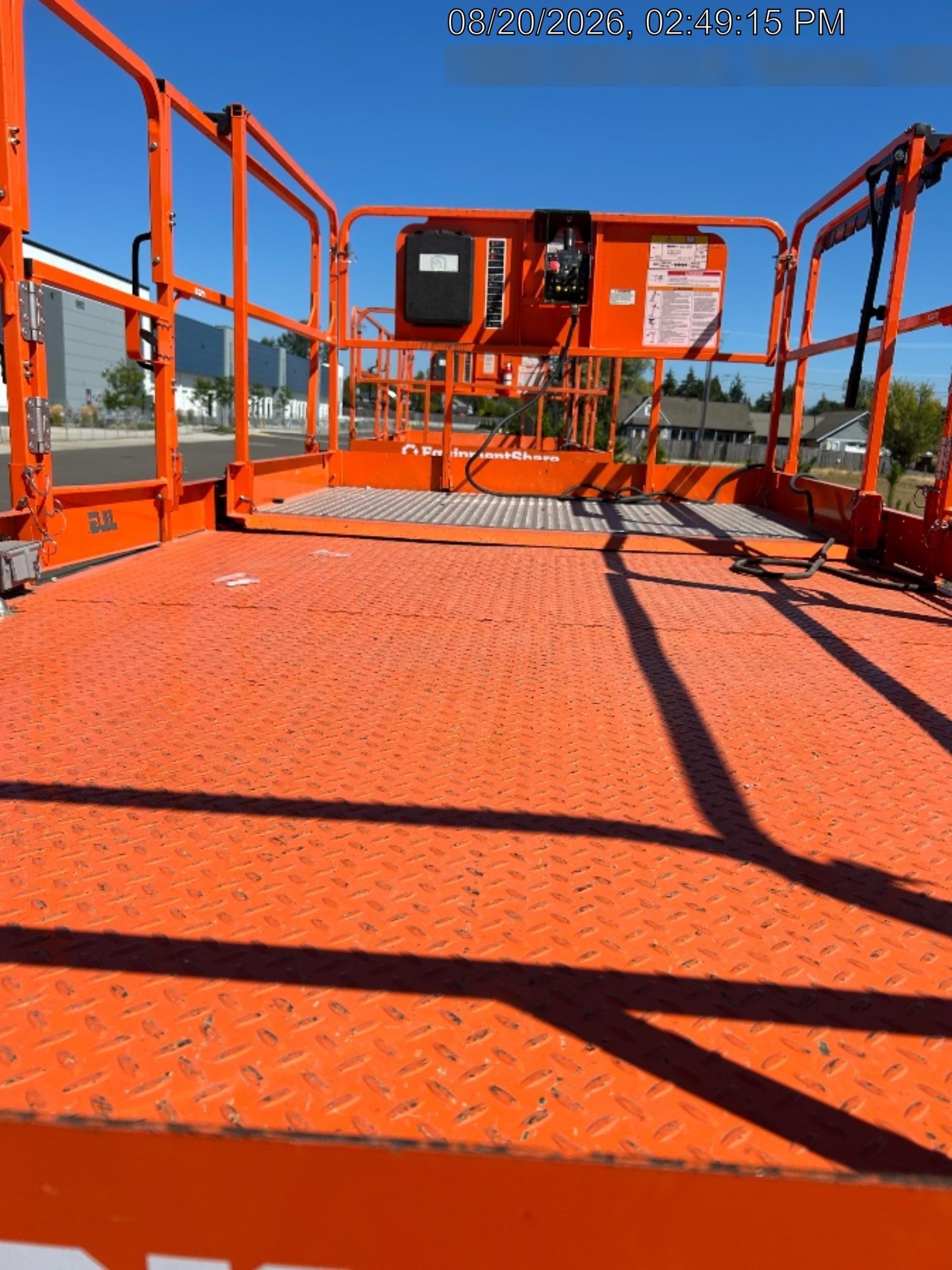 2024 JLG RT4394