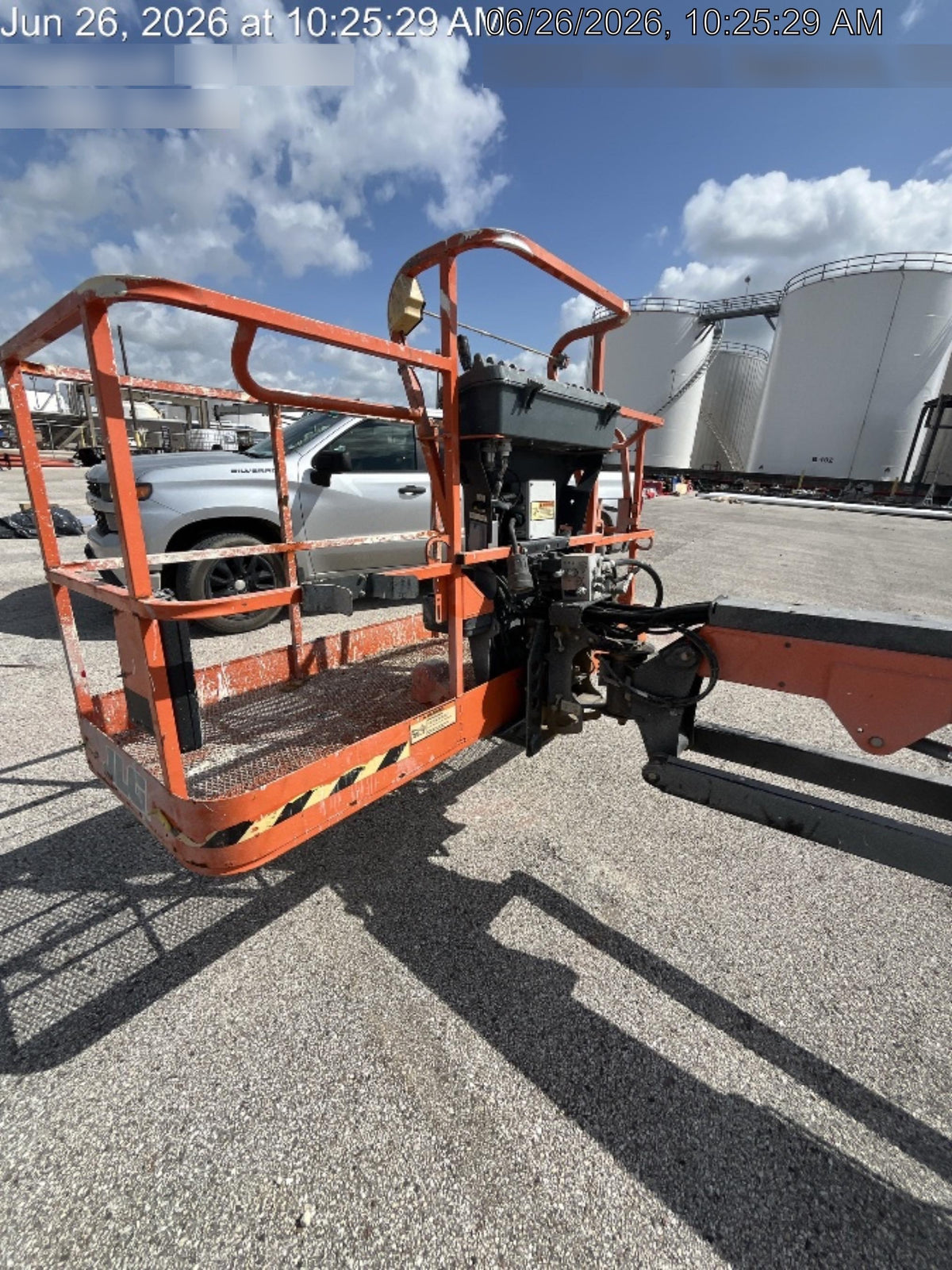 2022 JLG 660SJ